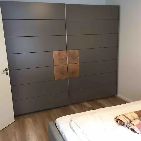 Moebliertes Langezeit Auf Der Holzhalbinsel - Lage *
